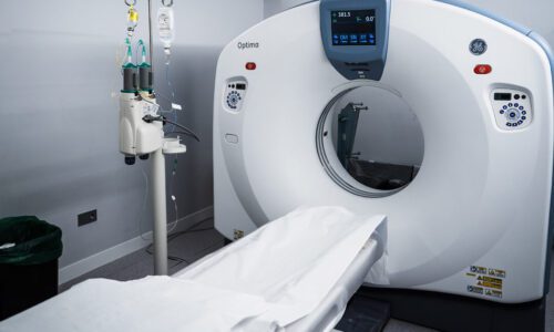 ¿En qué consiste la exploración TAC de abdomen y pelvis?